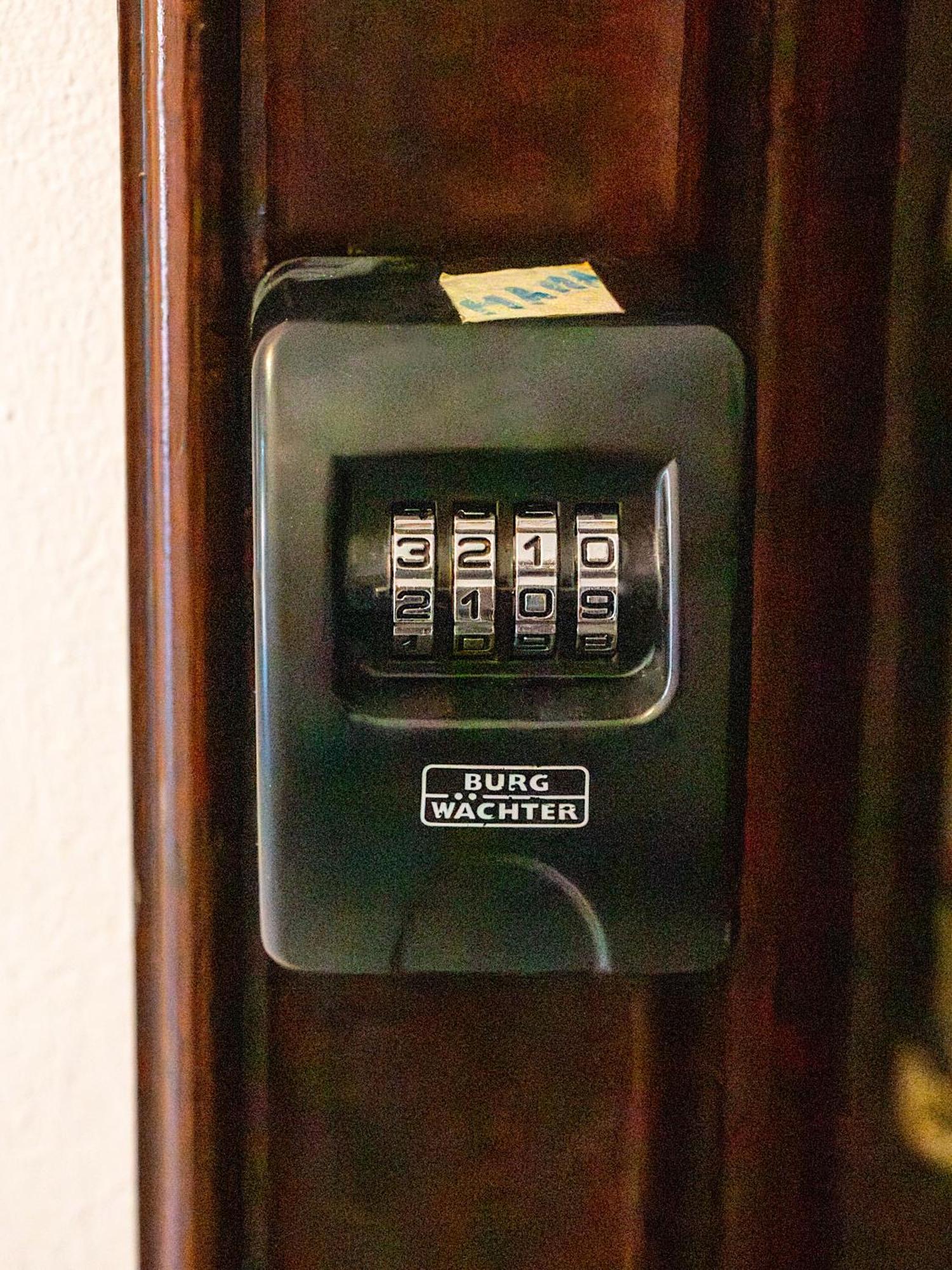 Lana Apartment *